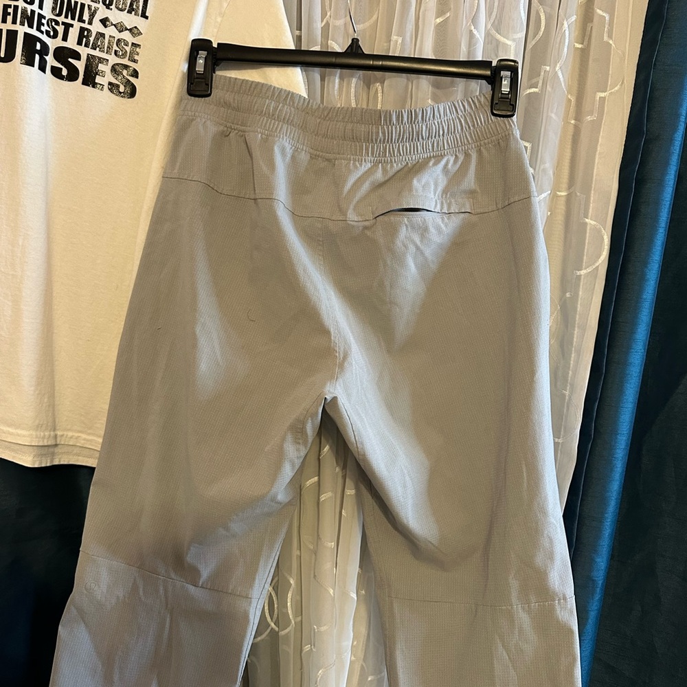 Lululemon Athletica Light Gray Ankle Pants - Picture 2 of 4